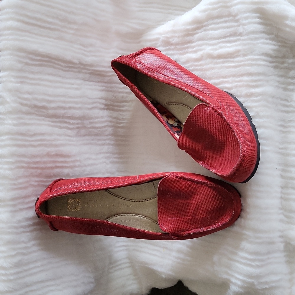 Ann Klein red glass size 8